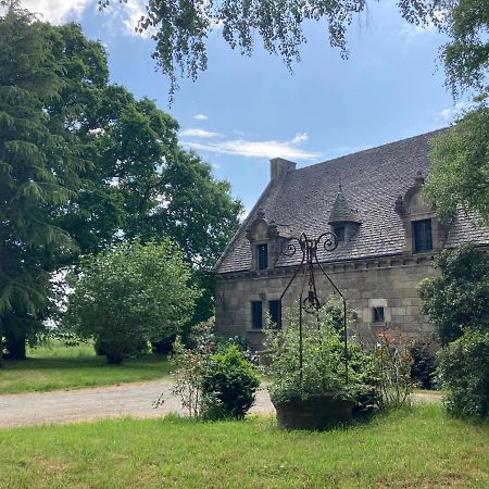 La Forge De La Coudraie Bed and Breakfast Pleugueneuc Exteriör bild