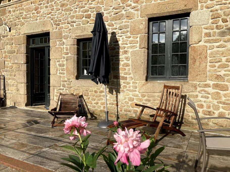 La Forge De La Coudraie Bed and Breakfast Pleugueneuc Exteriör bild
