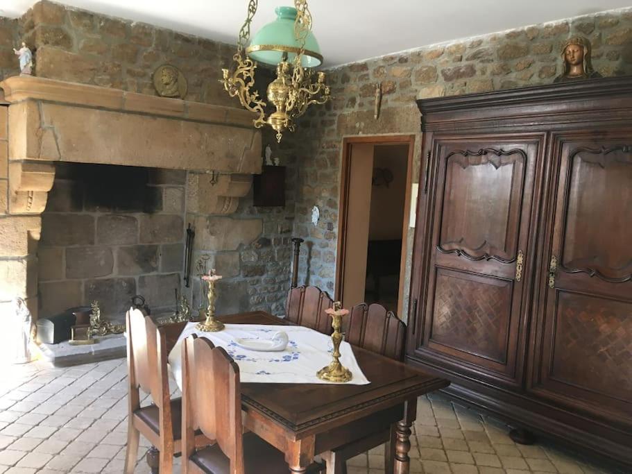 La Forge De La Coudraie Bed and Breakfast Pleugueneuc Exteriör bild