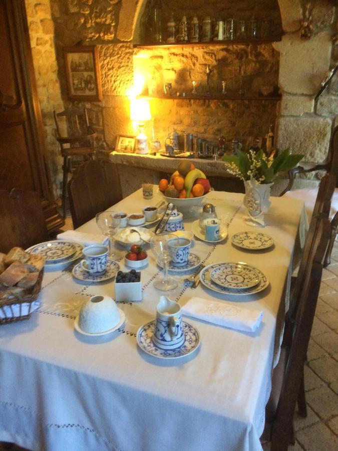 La Forge De La Coudraie Bed and Breakfast Pleugueneuc Exteriör bild